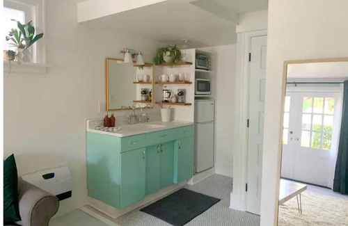 East Queen Anne Apartamento | A Cozy Light-Filled Retreat in Queen Anne, Seattle