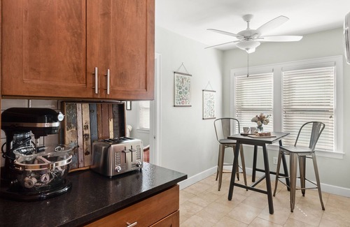 Winter Park Cabaña | A curated stay in the Historic College Quarter