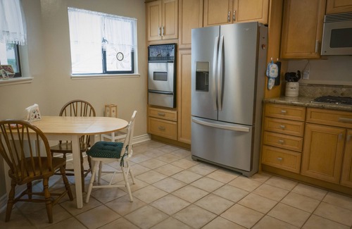 Port Hueneme Condominio | A delightful 2 bedroom, 2 bath Condo nestled along the beautiful shores of Port Hueneme, California
