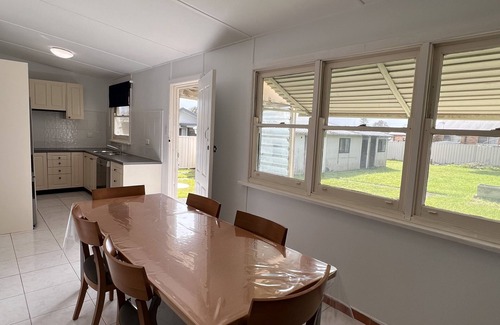 Long Jetty Cabaña | A delightful cottage only an easy 10 minute walk to Toowoon Bay & Shelly Beaches
