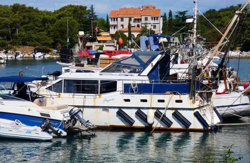 Municipality of Omisalj Alquiler De Eote | A dream boat for a wavy vacation