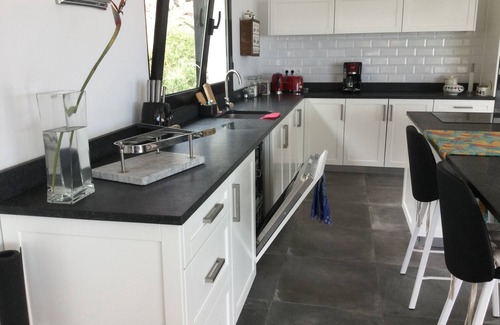 Canhas Casa | A dream: Tabua Lodge junction of VR1 East-West and VE4 North-South
