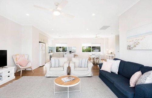 Goolwa Beach Casa | A Dunes View, Fire pit, Views, Wifi