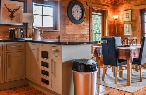 Exebridge Cabaña | 2 bedroom accommodation in Dulverton