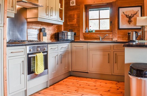 Exebridge Cabaña | 2 bedroom accommodation in Dulverton