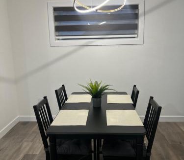 Fort Gary Apartamento | A feel of home in Fort Garry