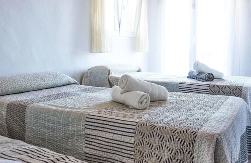 Parque Natural Breña y Marismas de Barbate Casa | A few kilometers from the beautiful sandy beaches of the Andalusian Atlantic coast, this spacious va