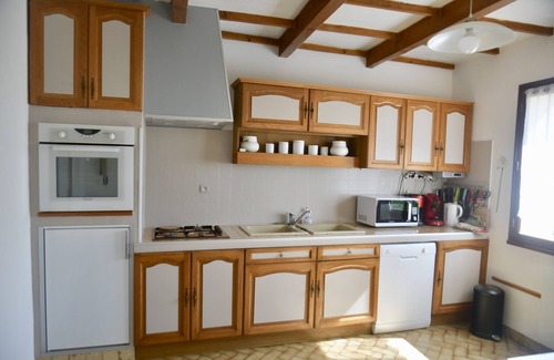 Saint-Julien-de-Peyrolas Casa | A POCOS MINUTOS DE LA CASA DE VACACIONES GORGES DE L'ARDECHE PARA 10 PERSONAS