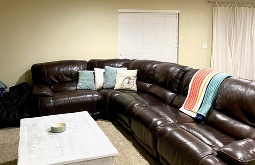 Northgate Apartamento | A few minutes from the Air Force Academy and Fox Run Park with Hot Tub