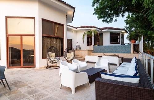 Diamond Point Villa | Villa de ensueño en San Juan: piscina, jacuzzi, Playa privada y limpieza