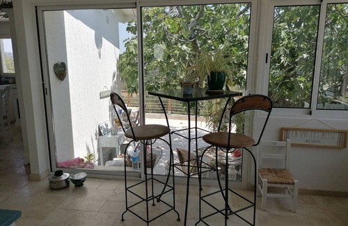 La Rouviere Casa | A fig tree and a pretty house...