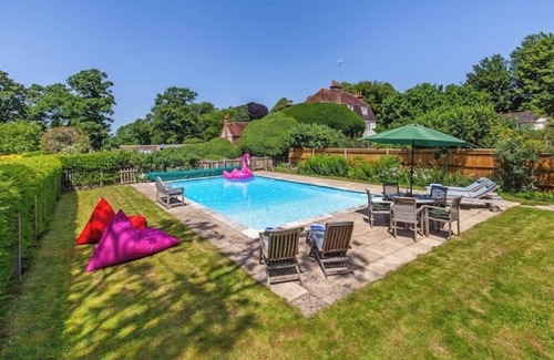 Alresford Casa | A fine listed period property in a National Park