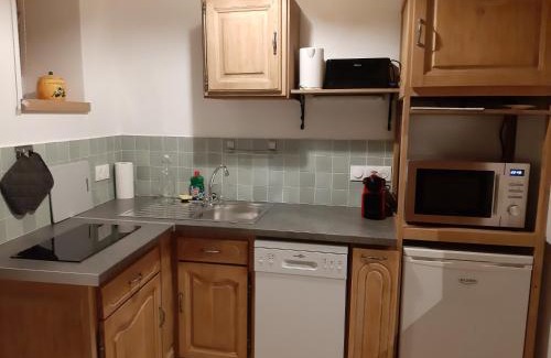 Uzes Apartamento | A fleur de rue appartement climatisé Uzès centre