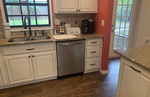Auburndale Casa | A Florida Oasis with a private pool! 15 minutes to Lego land!