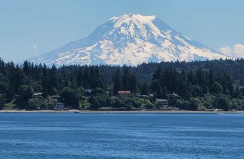 Gig Harbor Casa | A-Frame Adventure