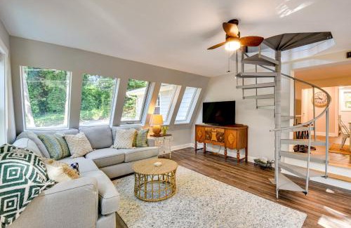 Anderson Casa | A-Frame Anderson Cabin Half Mi to Lake Hartwell!