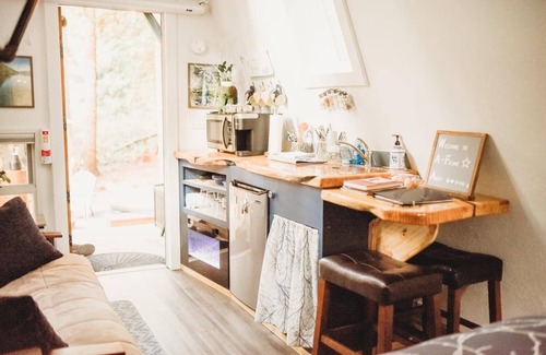 Port Angeles Cabina | A-Frame Away on the Olympic Peninsula w/Hot Tub!