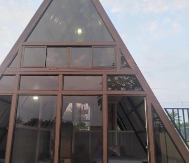 Parrita Chalet De Esquí | A-frame cabin
