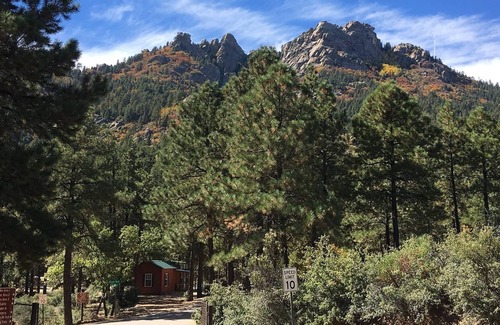 Kingman Cabina | A-frame cabin in the Hualapai Mountains 🌲