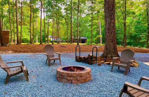 Mint Hill Casa | A Frame Cabin- Unplug and Rewind!!