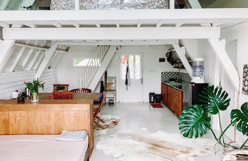 Selemadeg Cabina | A-Frame Cabin with Endless Rice Field Views