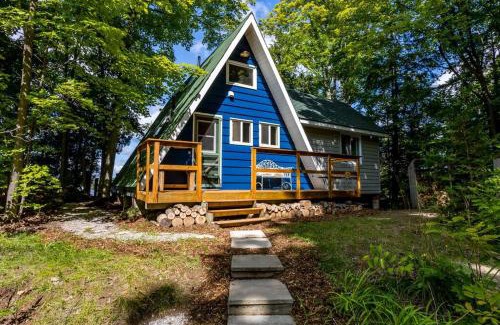 Leeds and the Thousand Islands Casa | A-frame Cottage Lakeside, Charleston lake
