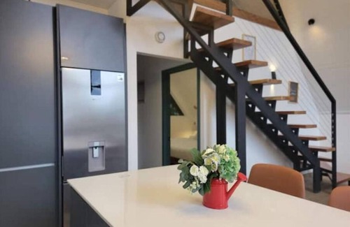 Monteverde Cabina | A-frame in the forest + Deck + Hot tub+ Fire place