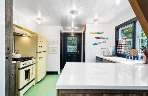 Gainesville Casa | A-Frame on Lake Lanier with Private Dock