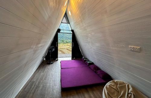 Illukkumbura Casa | A frame Riverston