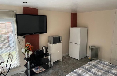 Cribbs Causeway Apartamento | A furnished ensuite apartment for rent in Patchway