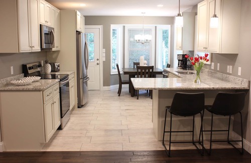 Hendersonville Casa | ¡Una nueva joya en Hendersonville, minutos a estrenar del Downtown!
