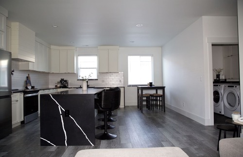Stratford Casa | A getaway you need with some golf & lake