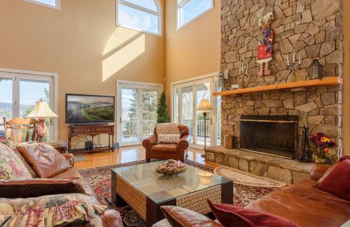 Boone Casa | A Glowing View