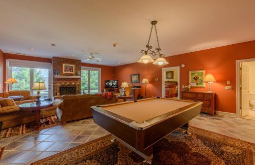 Boone Casa | A Glowing View