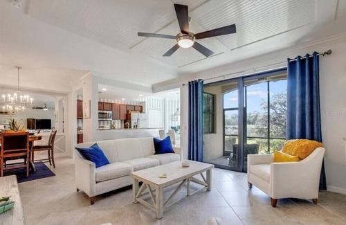 Lakewood Ranch Condominio | A Golfer's Dream Get Away. Enjoy resort style living at Lakewood National.