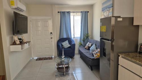 San Luis Talpa Casa | A good rest when arriving or leaving on a trip just 7 minutes away from the airport!