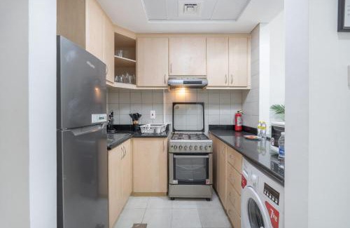 Discovery Gardens Apartamento | A Gorgeous Studio in Zen 20 that Sleeps 2