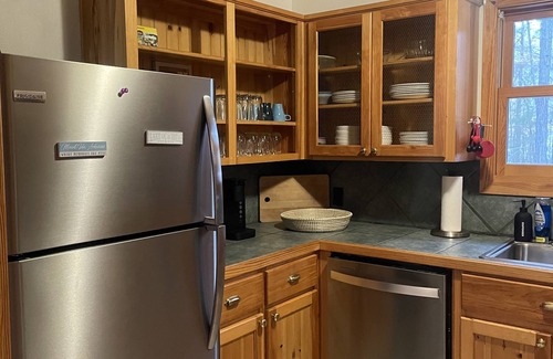Bonnerdale Cabina | A Great Escape a Cozy 3-bedroom cabin in Mount. Ida close to Lake Ouachita.