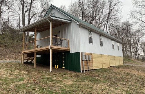 Chillicothe Cabina | A hidden gem tucked away in the outskirts of Ohio’s first capitol, Chillicothe.