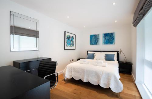 Queen's Park Apartamento | A Hint of Pink