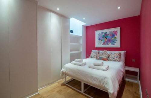 Queen's Park Apartamento | A Hint of Pink
