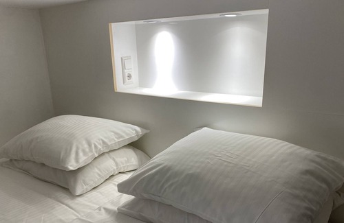 Haarlemmerbuurt Cama Y Desayuno | A hip & stylish studio, Center A'dam, 10 min walk from C. Station