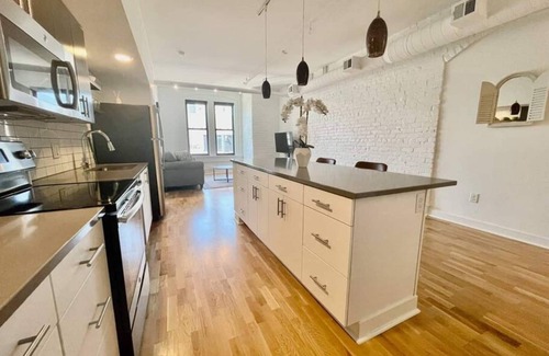 Old Market Apartamento | A historic 1,200 square foot loft in the heart of the Old Market