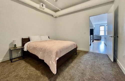 Old Market Apartamento | A historic 1,200 square foot loft in the heart of the Old Market
