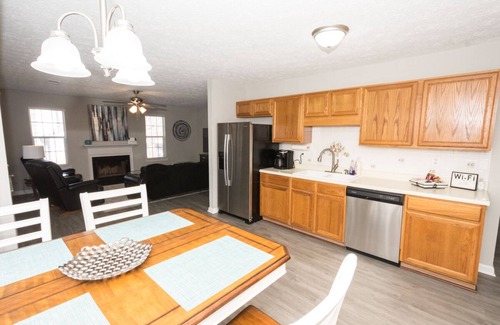 Lithonia Casa | A home away from home close to Stone Mountain Park, Decatur and Atlanta.