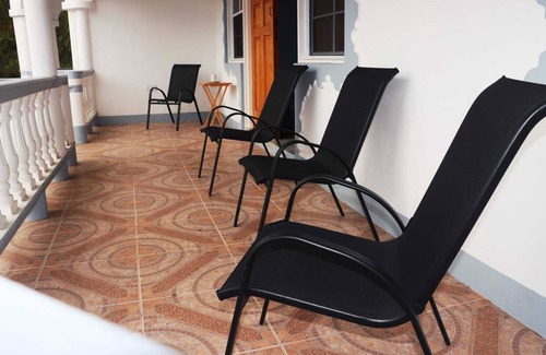 St. John Apartamento | Un hogar lejos de casa en la isla de las especias (3-7 personas)