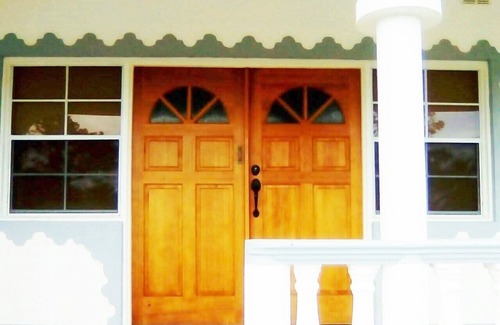 St. John Apartamento | Un hogar lejos de casa en la isla de las especias (3-7 personas)