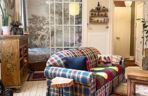 Punavuori Apartamento | A Home like a Bookstore!