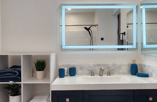 Riverside Condominio | A Homey Desert Oasis. Walk to ASU/ Mill Ave!