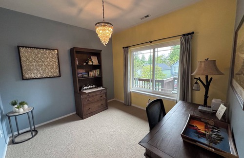 Bull Mountain Casa | A House On Catalina 3-bedroom townhome in Tigard, OR w/ AC, WiFi, patio & grill